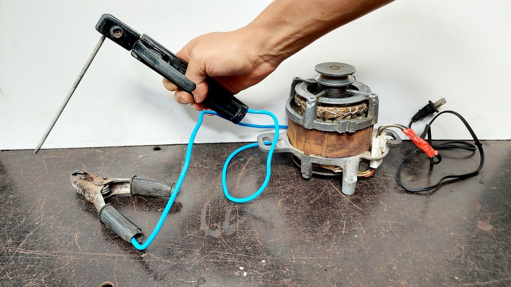 maquina de solda improvisada