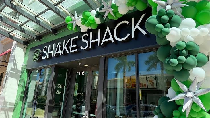 Shake Shack chega ao Brasil em 2027; veja cardápio